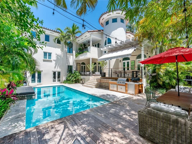 605 Hampton Ln # 0, Key Biscayne FL 33149