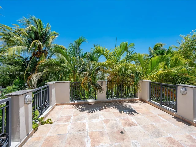 605 Hampton Ln # 0, Key Biscayne FL 33149