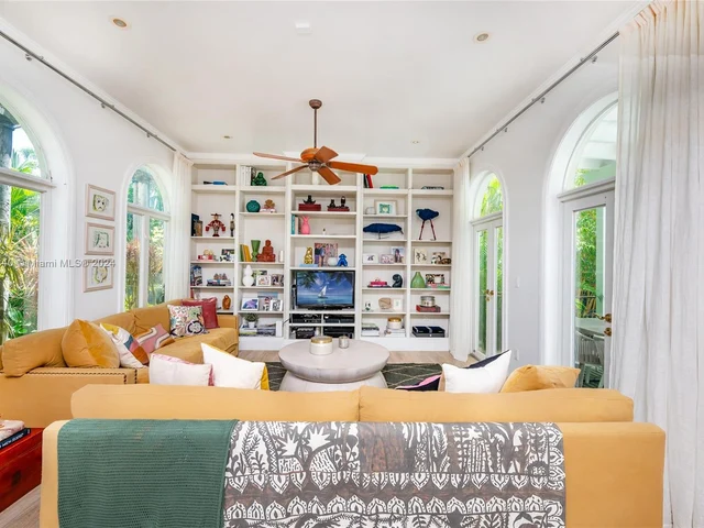 605 Hampton Ln # 0, Key Biscayne FL 33149