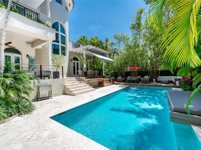 605 Hampton Ln # 0, Key Biscayne FL 33149