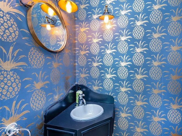 605 Hampton Ln # 0, Key Biscayne FL 33149