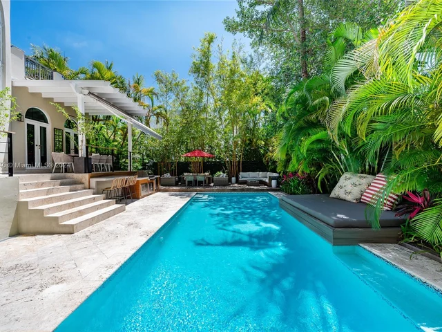 605 Hampton Ln # 0, Key Biscayne FL 33149