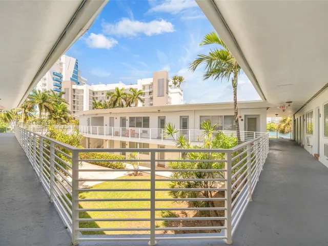 10190 E Bay Harbor Dr # 5F, Bay Harbor Islands FL 33154