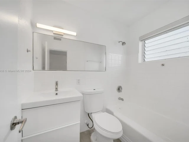 10190 E Bay Harbor Dr # 5F, Bay Harbor Islands FL 33154