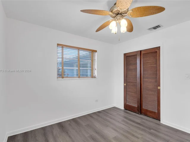 721 SW 64th Ter, Pembroke Pines FL 33023