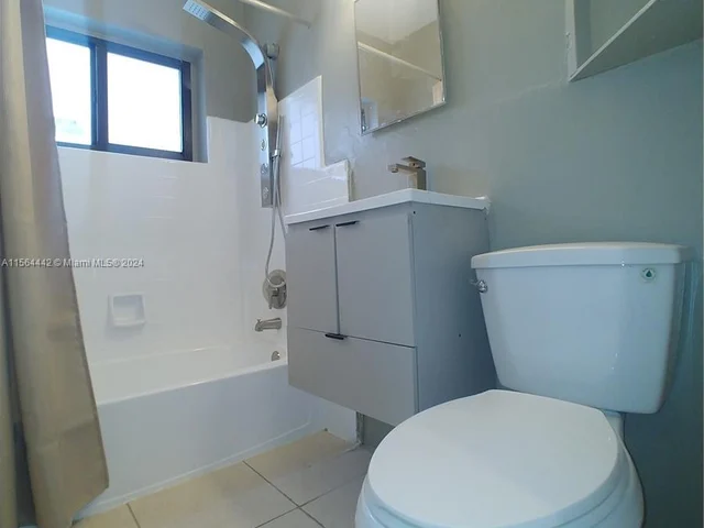 940 NW 47 Street, Miami FL 33127