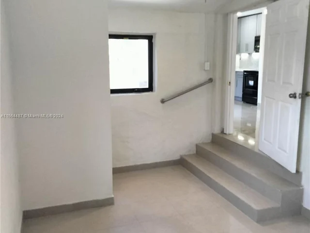 251 NW 45 ST, Miami FL 33127