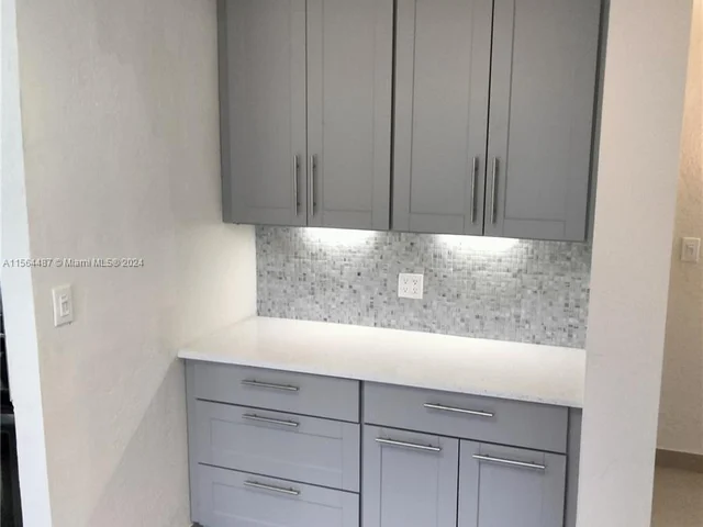 251 NW 45 ST, Miami FL 33127