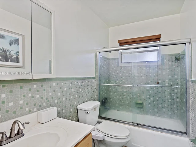 3059 Day Ave # 1, Miami FL 33133