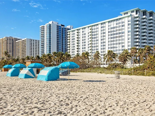 2899 Collins Ave # 1638, Miami Beach FL 33140