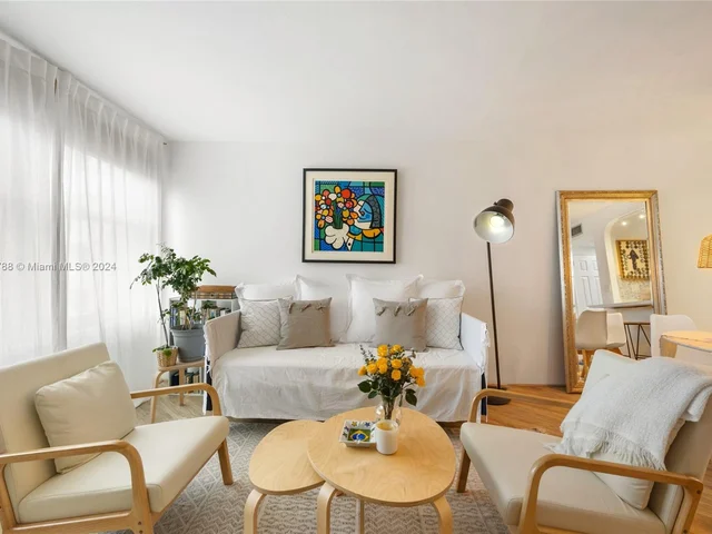 2899 Collins Ave # 1638, Miami Beach FL 33140