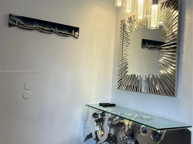 6881 Bay Dr # 9, Miami Beach FL 33141