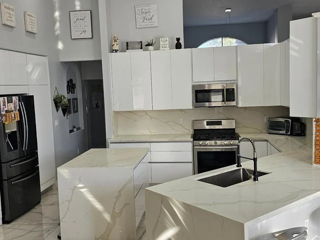 2172 NW 139th Ter, Pembroke Pines FL 33028