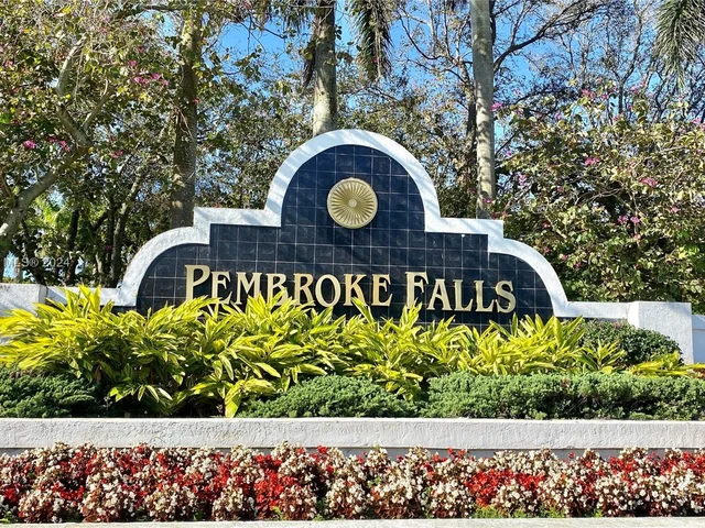 2172 NW 139th Ter, Pembroke Pines FL 33028