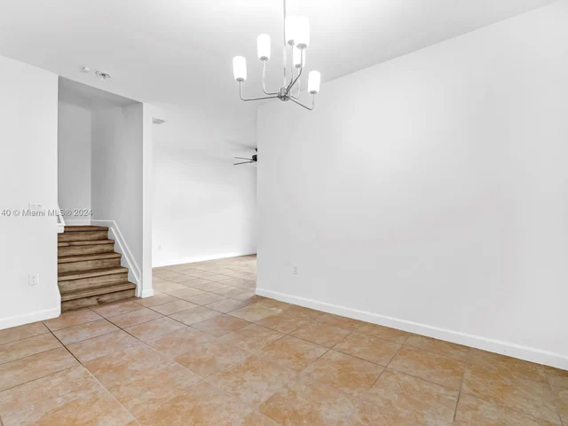 300 SE 37th Ter, Homestead FL 33033