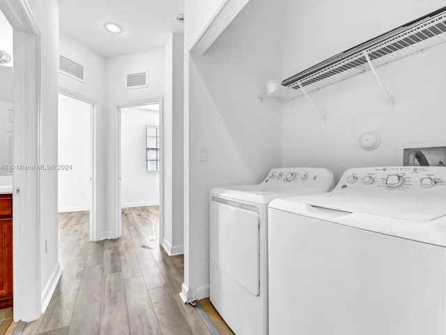 300 SE 37th Ter, Homestead FL 33033