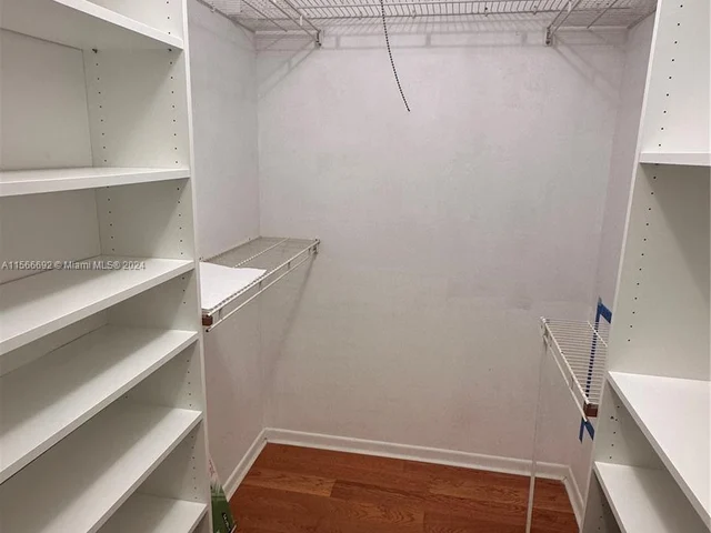 2300 Park Ln # 306, Hollywood FL 33021