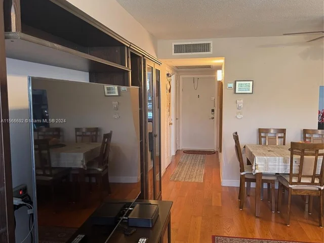 2300 Park Ln # 306, Hollywood FL 33021