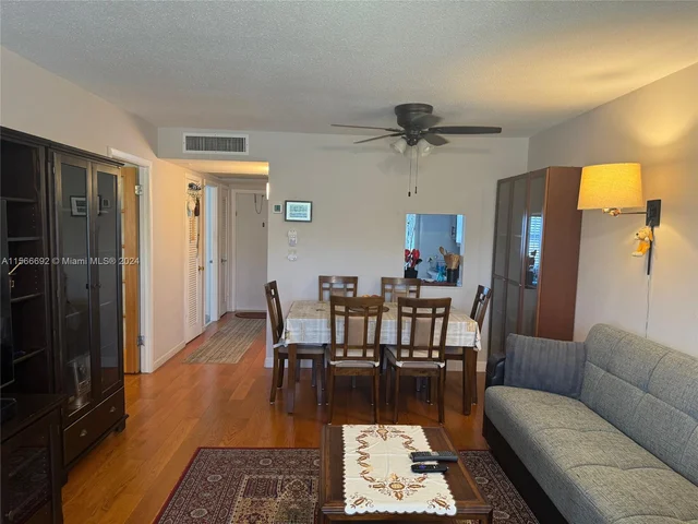 2300 Park Ln # 306, Hollywood FL 33021