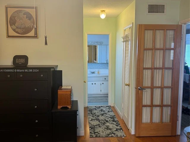 2300 Park Ln # 306, Hollywood FL 33021