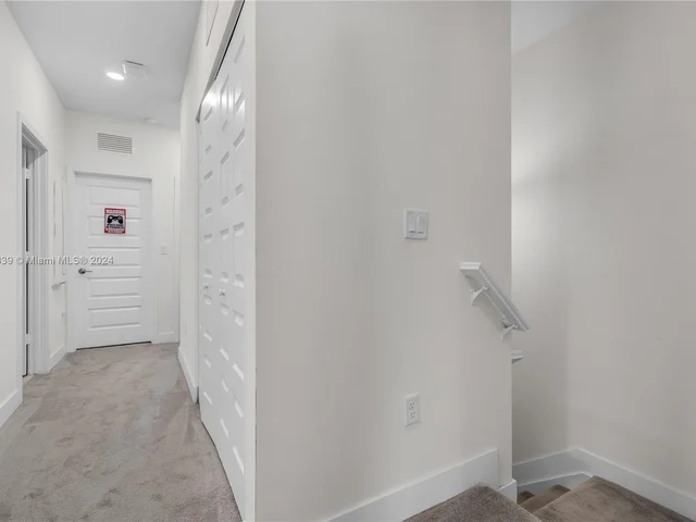 15848 NW 91st Ct, Miami Lakes FL 33018