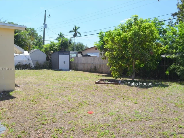 5700 SW 38th St, Davie FL 33314