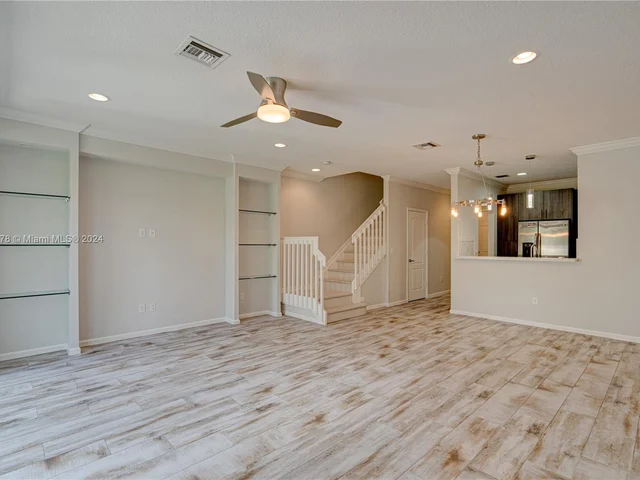 5919 Monterra Club Dr, Lake Worth FL 33463