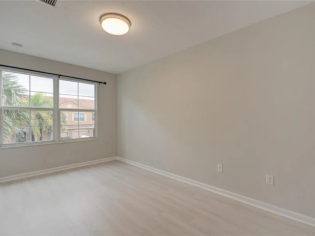 5919 Monterra Club Dr, Lake Worth FL 33463