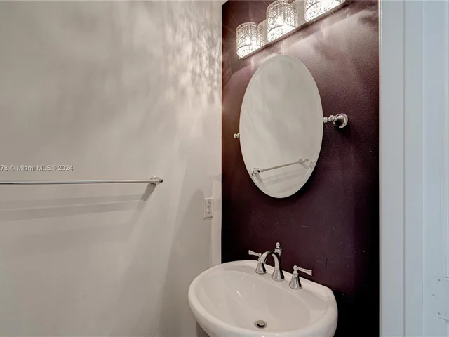 5919 Monterra Club Dr, Lake Worth FL 33463