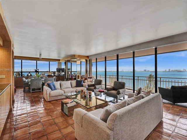 11113 Biscayne Blvd # 657, Miami FL 33181