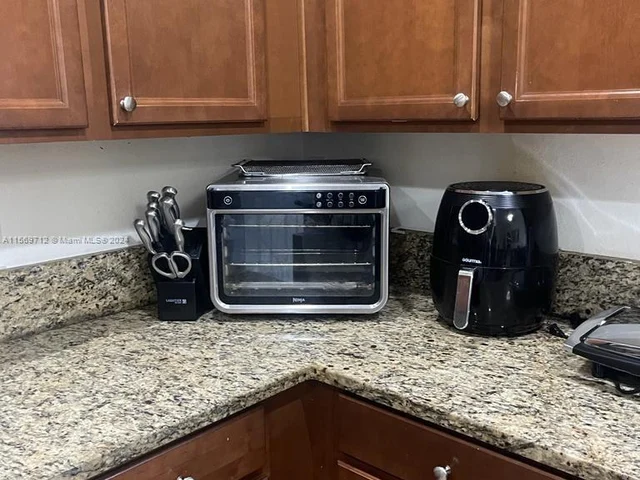 15058 SW 115th Ter, Miami FL 33196