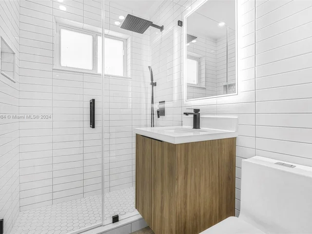 1116 N 31st Ave, Hollywood FL 33021