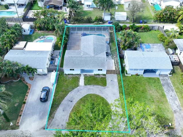 1116 N 31st Ave, Hollywood FL 33021