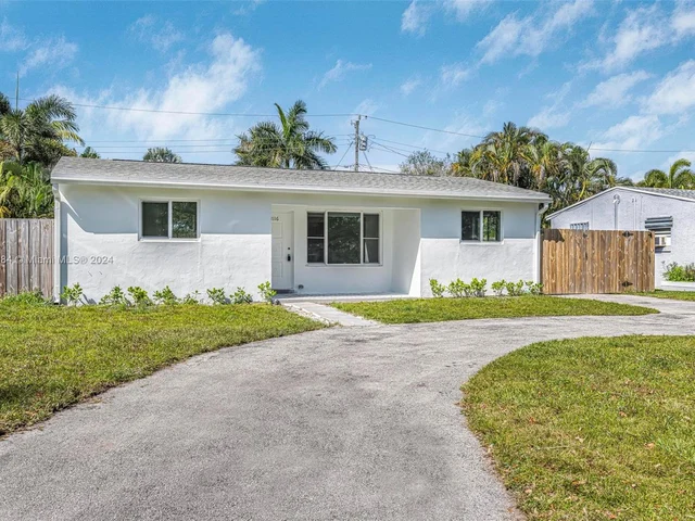 1116 N 31st Ave, Hollywood FL 33021