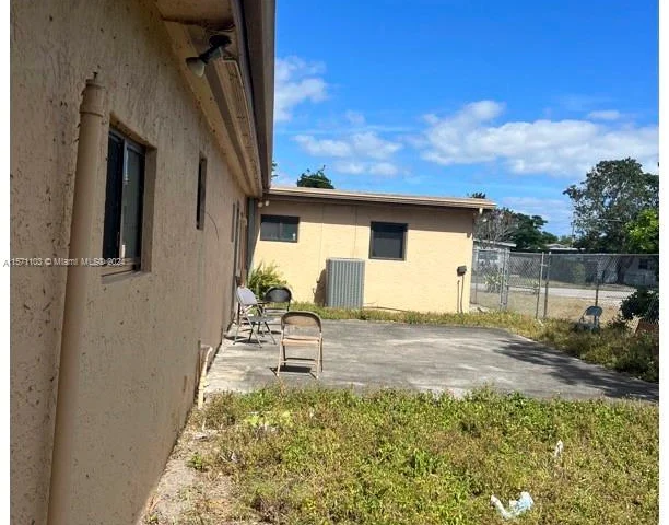 259 NW 29th Ter, Fort Lauderdale FL 33311