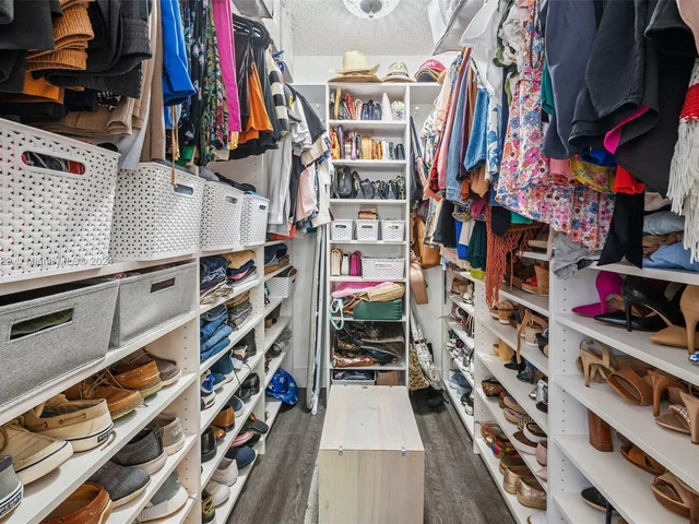 1270 NW 154th Ln, Pembroke Pines FL 33028