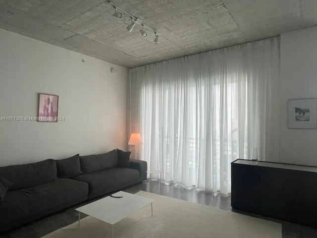 133 NE 2nd Ave # 1608, Miami FL 33132