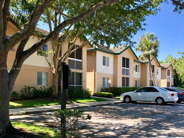 9855 Westview Dr # 723, Coral Springs FL 33076