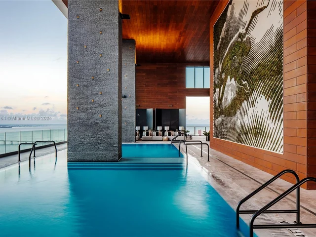 1451 Brickell Ave # 1406, Miami FL 33131