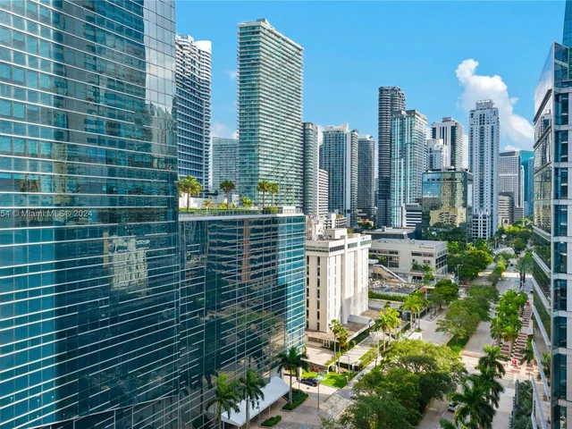 1451 Brickell Ave # 1406, Miami FL 33131