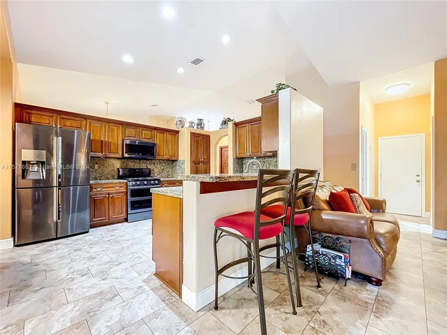 21501 SW 187th Ave, Miami FL 33187