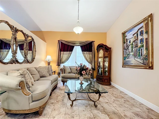 21501 SW 187th Ave, Miami FL 33187