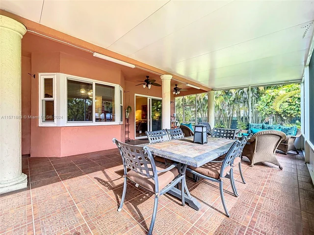 21501 SW 187th Ave, Miami FL 33187