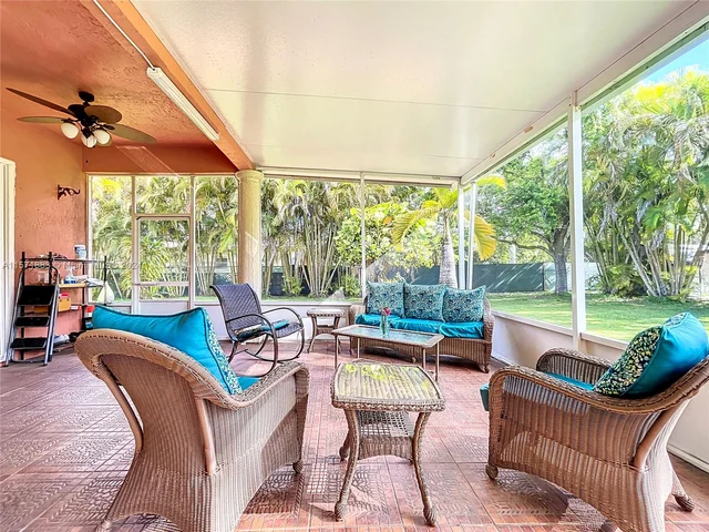 21501 SW 187th Ave, Miami FL 33187