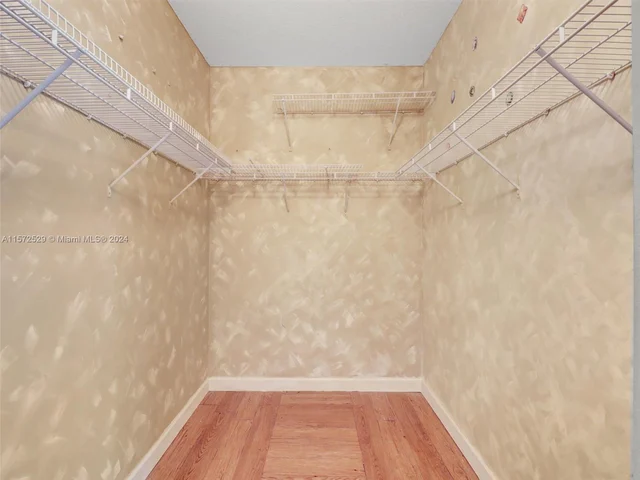 11231 SW 230th Ter, Miami FL 33170