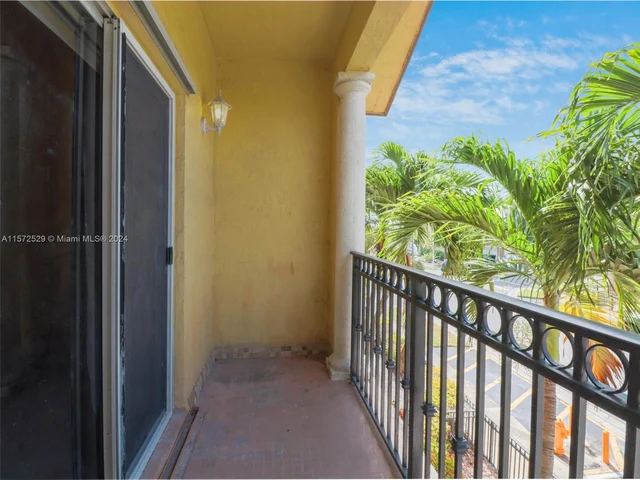 11231 SW 230th Ter, Miami FL 33170