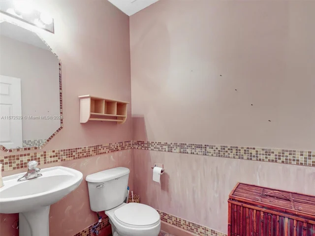 11231 SW 230th Ter, Miami FL 33170