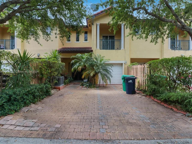 11231 SW 230th Ter, Miami FL 33170