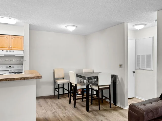 2846 S University Dr # 4106, Davie FL 33328