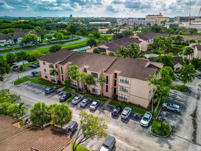 2846 S University Dr # 4106, Davie FL 33328